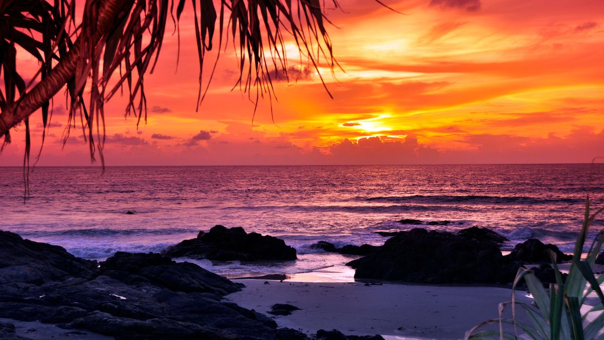 Sunset on the Costa Blanca – relax, we’ll handle the details