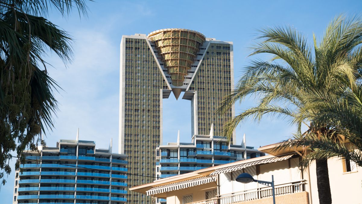 Intempo — the golden V