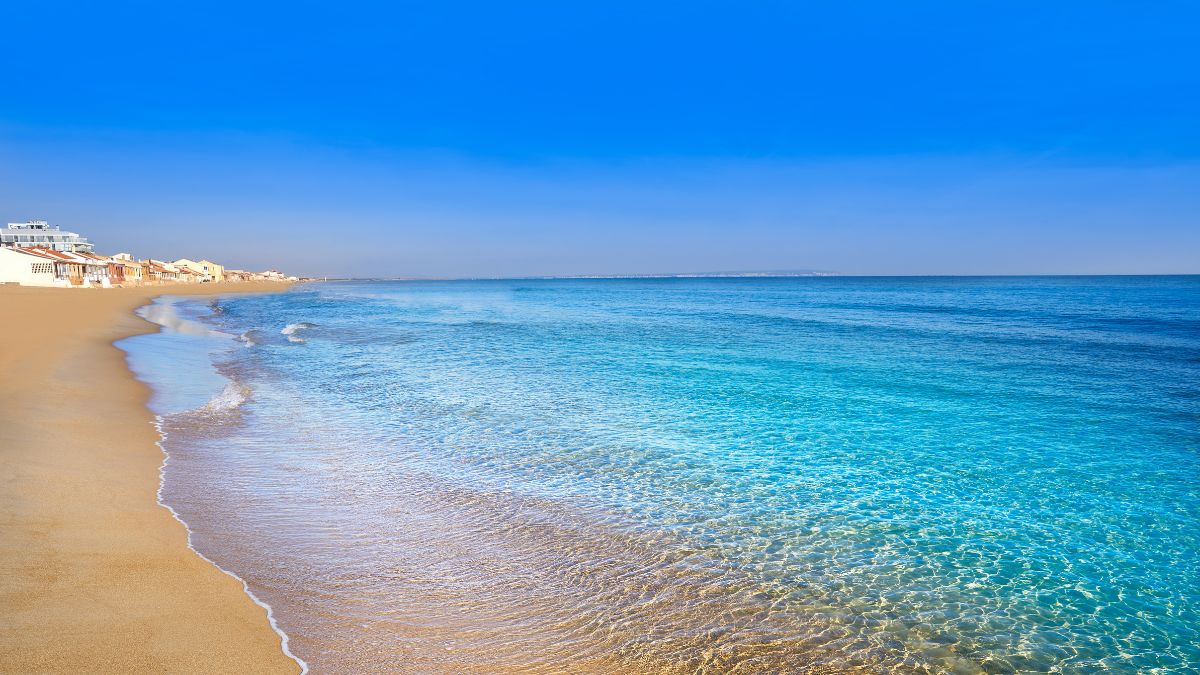 Guardamar del Segura – sand dunes and coastline